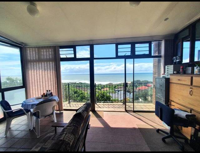 5 BEDROOM HOUSE FOR SALE IN OSLO BEACH